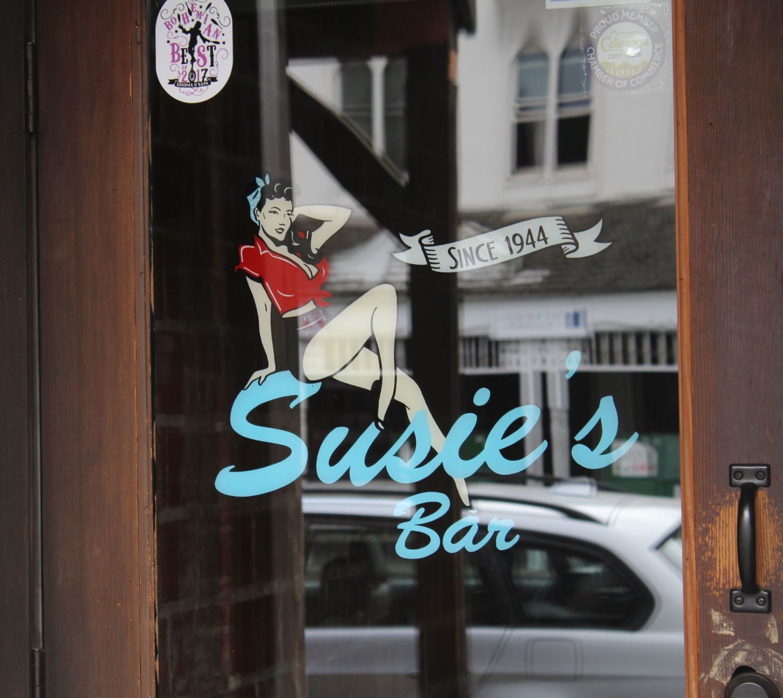 Susie's Bar